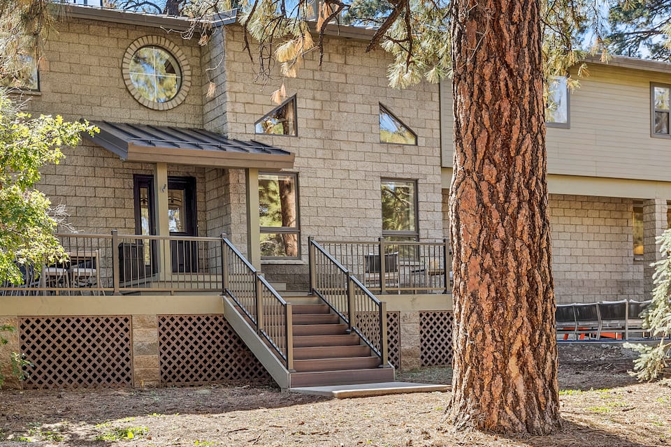 The Flagstaff Retreat, in the ponderosa pines, Flagstaff, Arizona, United States, photo 10 of 10