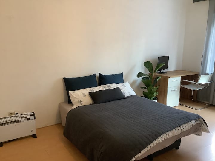 Cozy & Comfortable Apartment - Innsbruck