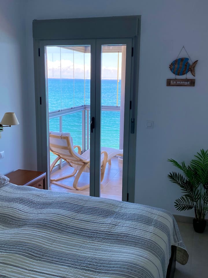 Vue mer depuis la chambre des maîtres