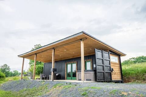 Secluded Backcountry Container|Hot Tub & King Bed