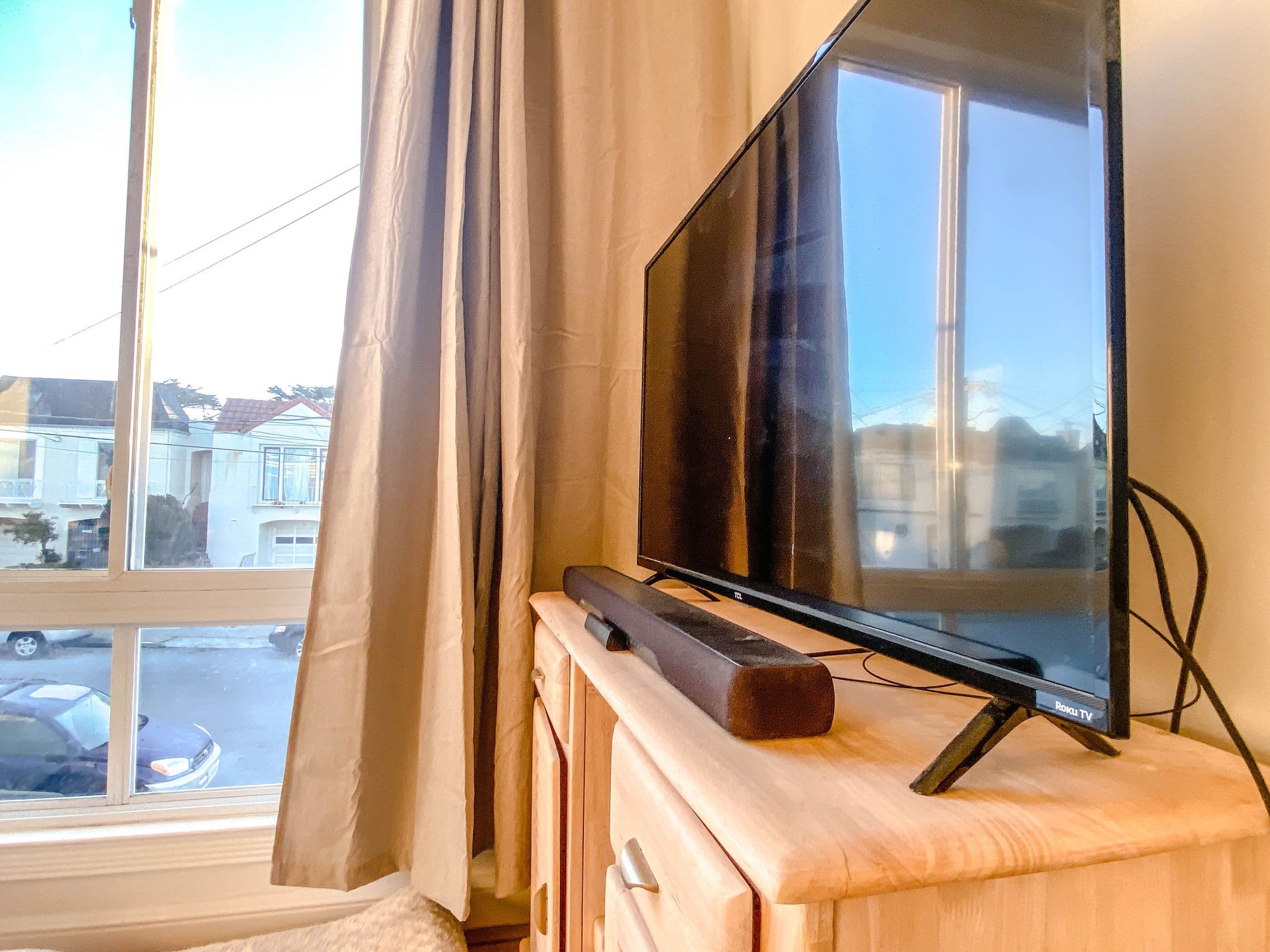 Home in San Francisco · ★4.95 · 4 bedrooms · 6 beds · 2 baths - Image 4