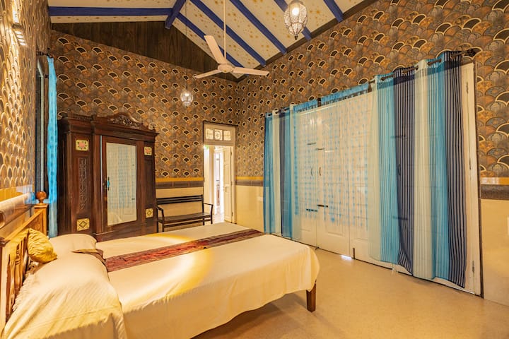 Master Bed Room - Room No 1