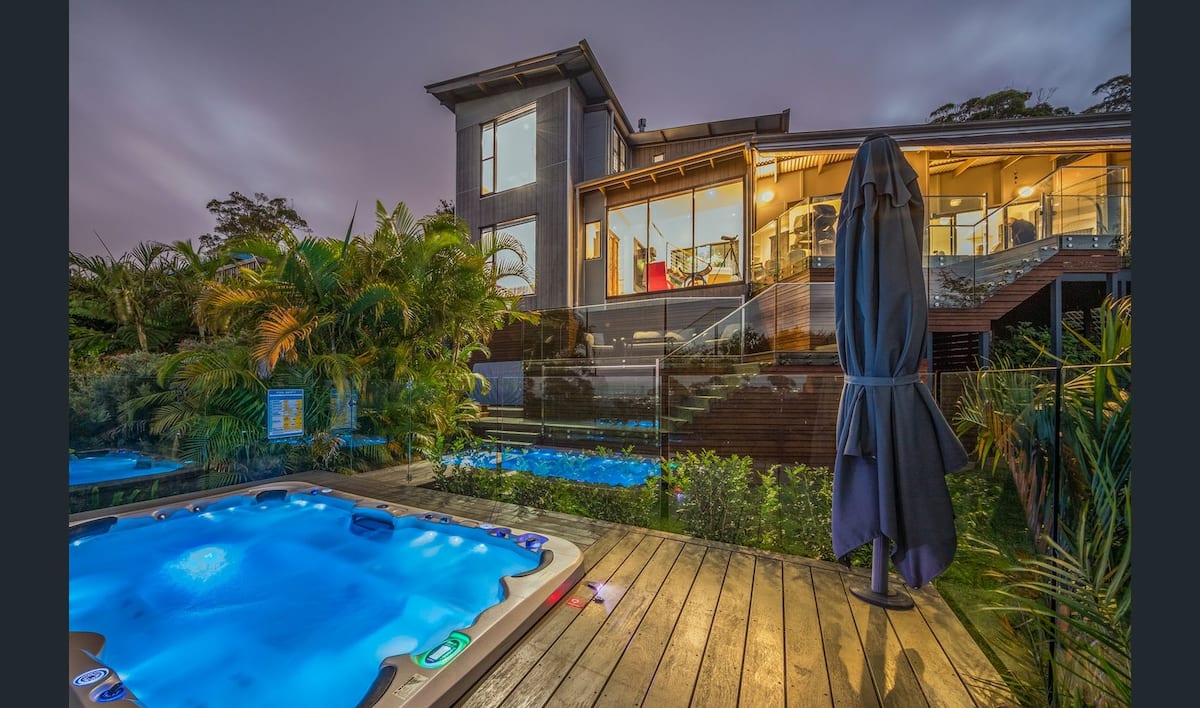 Coastline: Alpine Villa — photo via the host's Airbnb listing