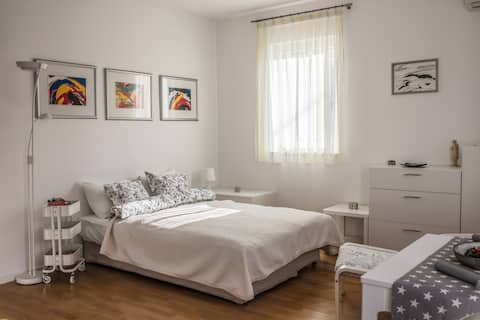 Top performing Airbnb: Studio Apartment BeBe in Novi Zagreb Zapad