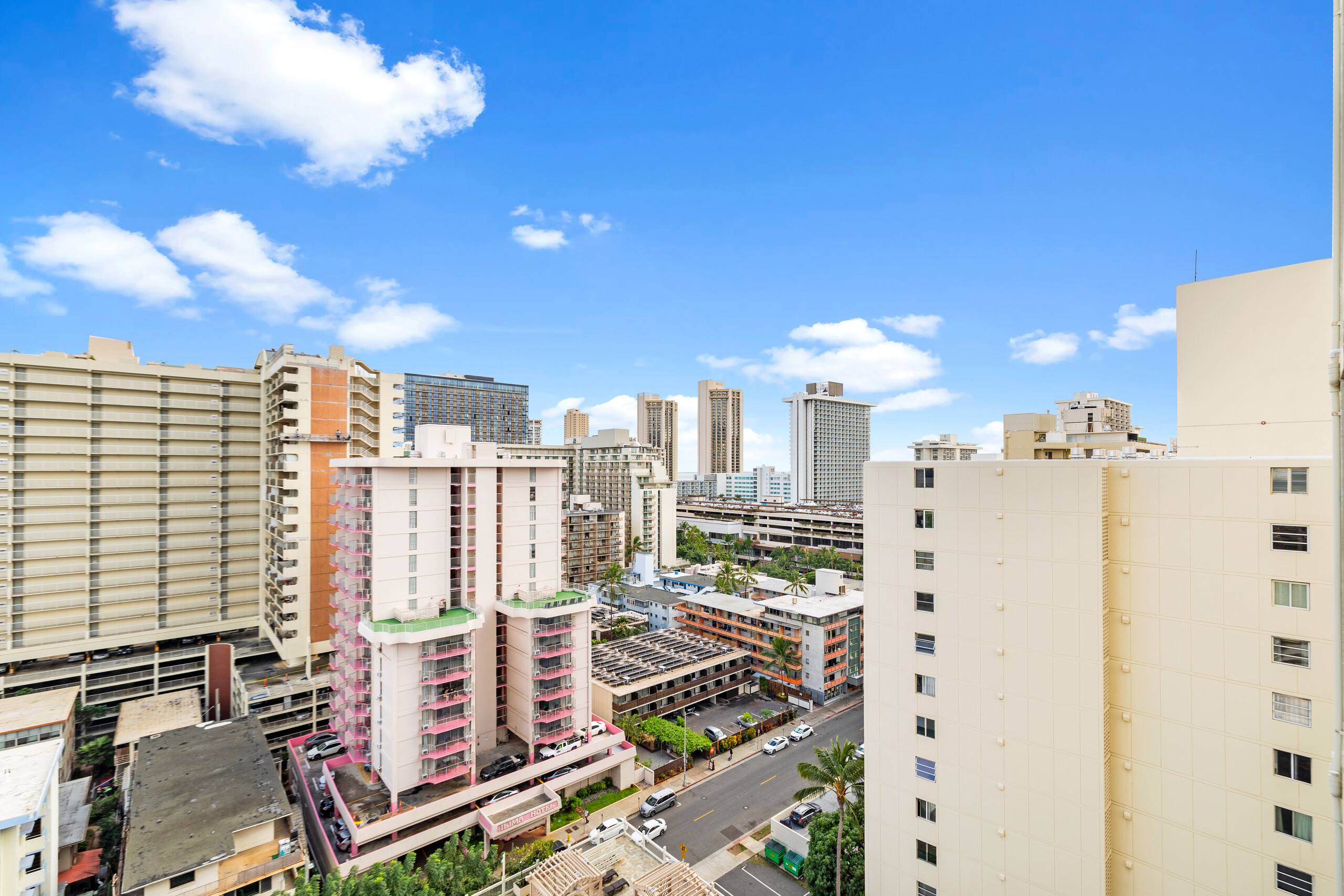18th flr Waikiki Chic-Aesthetic Studio - Image 27
