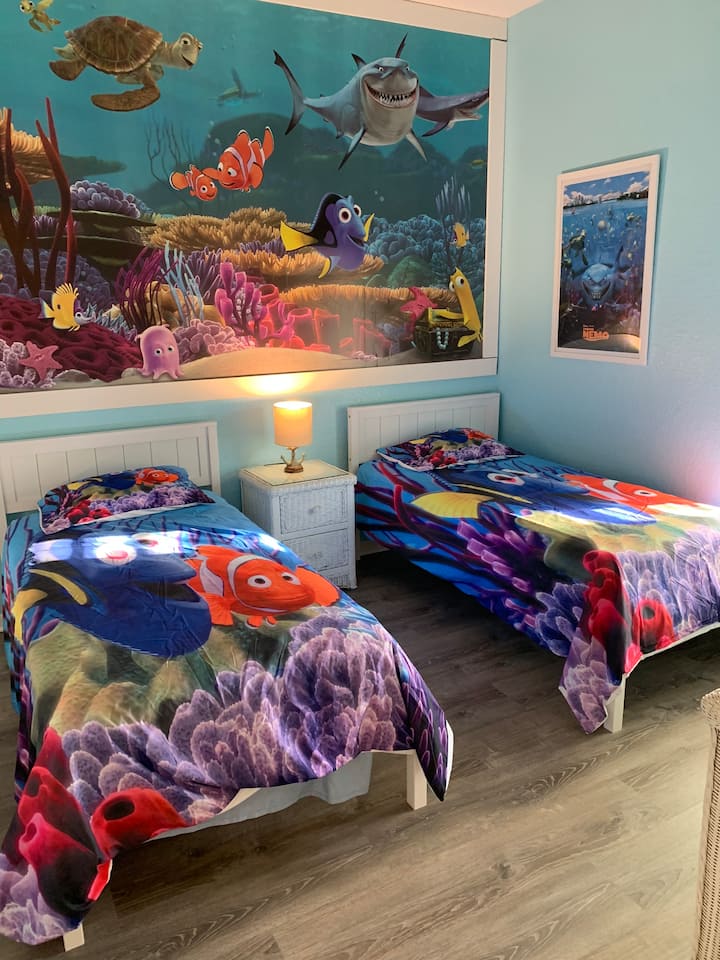 Twin Beds in the Finding Nemo Themed Bedroom