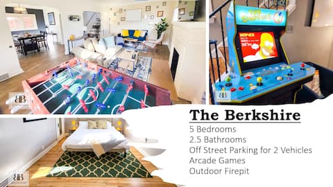 2 King Beds|5 Bedroom| 15 mins to DTWN CLE|Groups