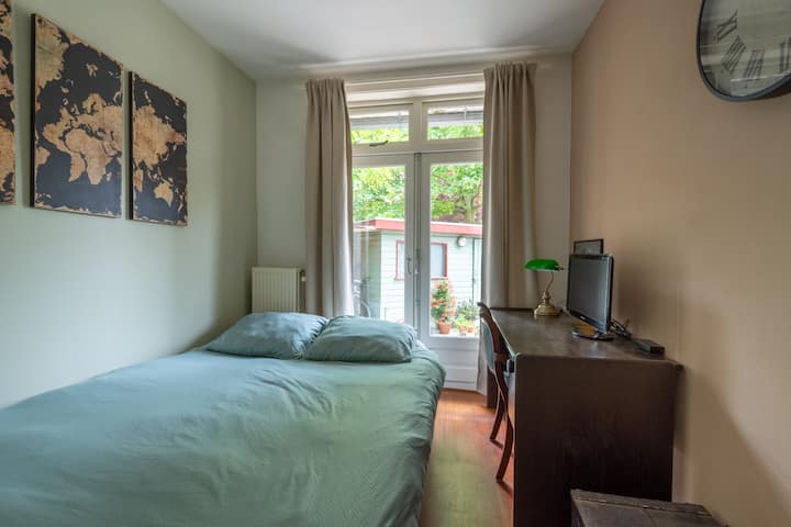 ห้องนอนที่สอง/หรือพื้นที่ทำงาน