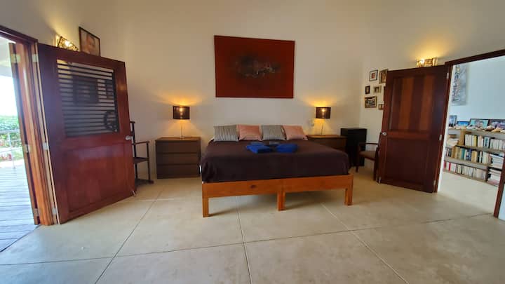 საძინებელი 1