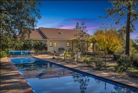 Your Private Vineyard with Pool & Fireplaces