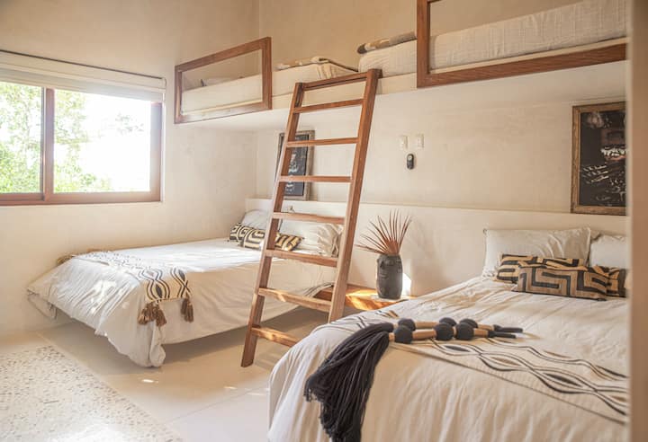 Here’s to freedom, cheers to art. Here’s to having an excellent adventure and may the stopping never start.