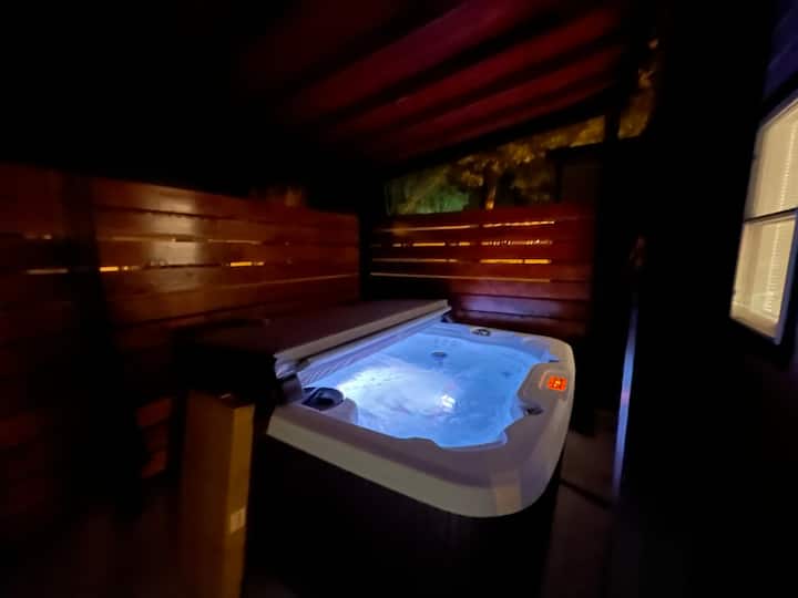 COSH Boujee House with Hot Tub
