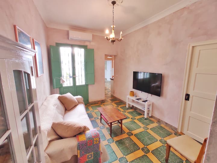Charming house close to amazing beaches.