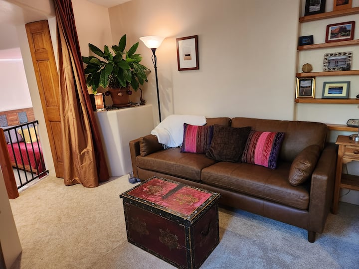 Artisan House - Crestone, CO