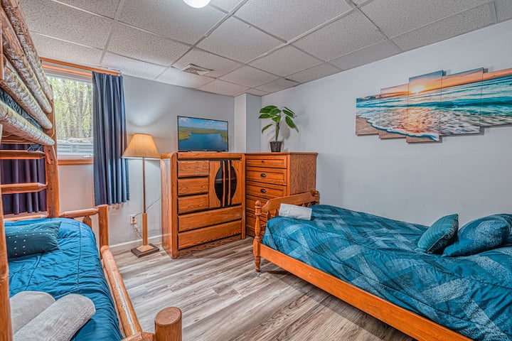 Schlafzimmer 6