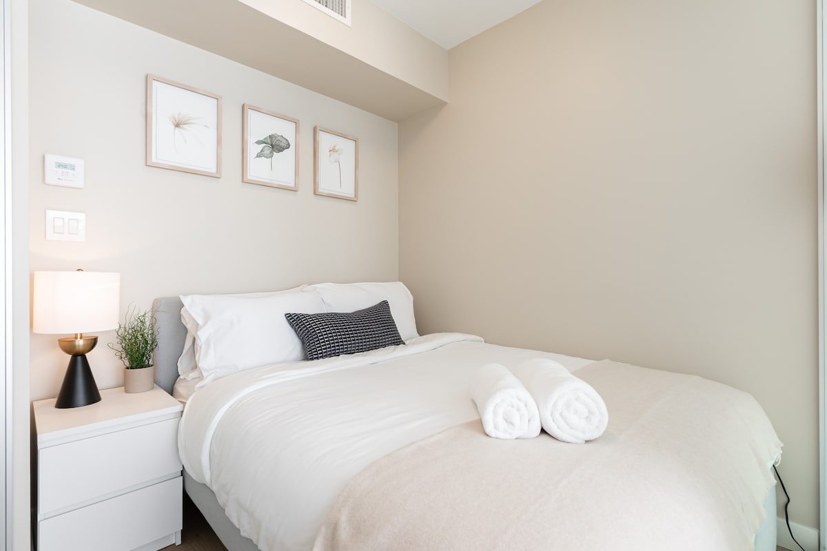 Krevat dopio "queen" me shtroja hoteli