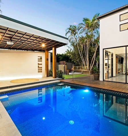 Grand villa style home in the Sunshine Coast