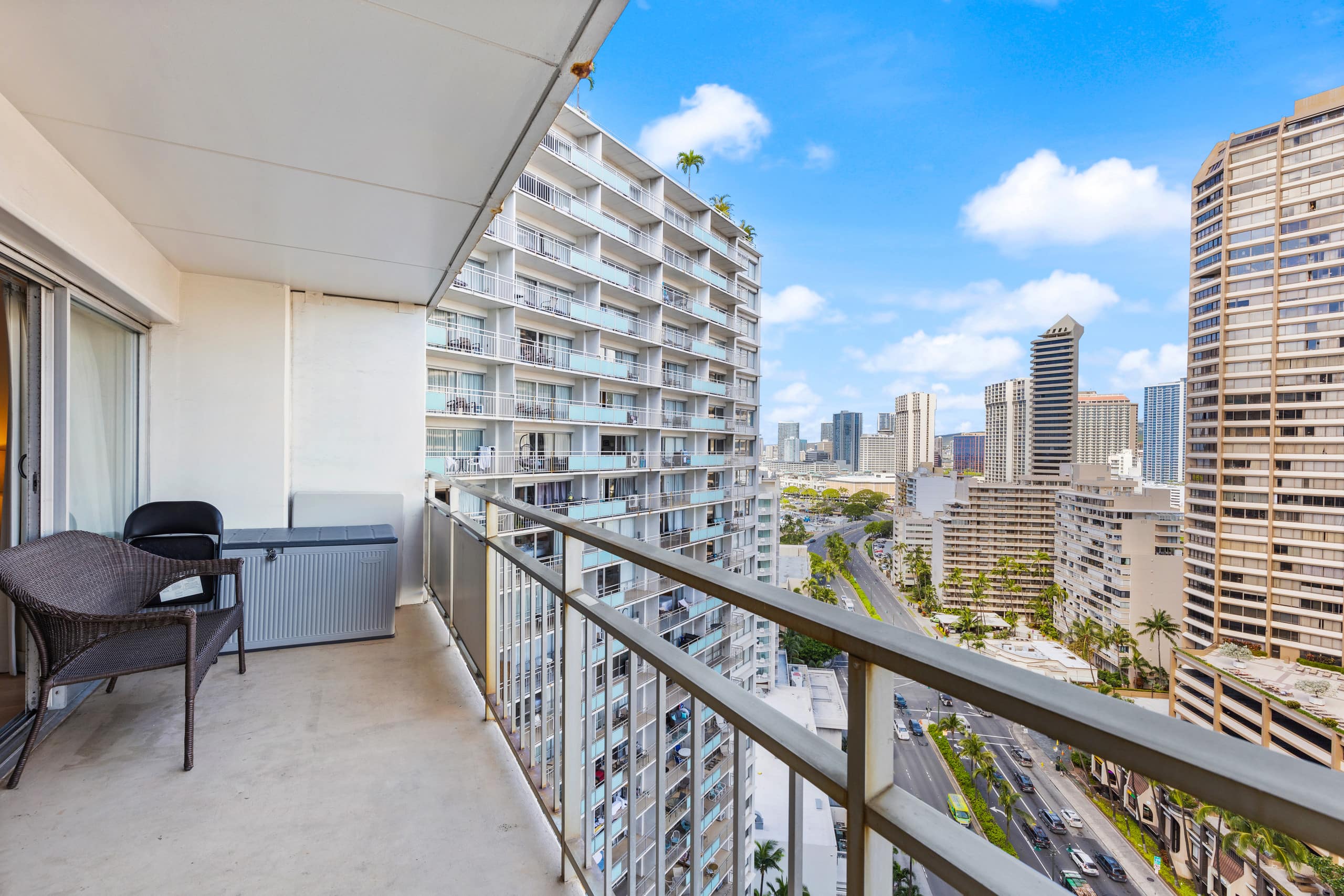 Hotel in Honolulu · ★4.8 · 1 bedroom · 3 beds · 1 private bath - Image 13