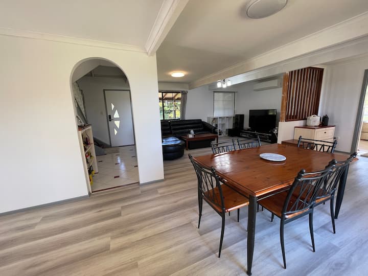 Holiday House For Big Family - Russell Island