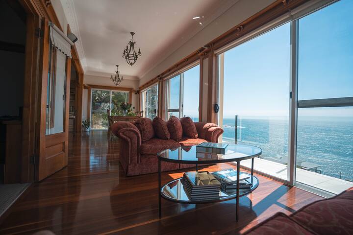 Coogee Castaway gallery image 2