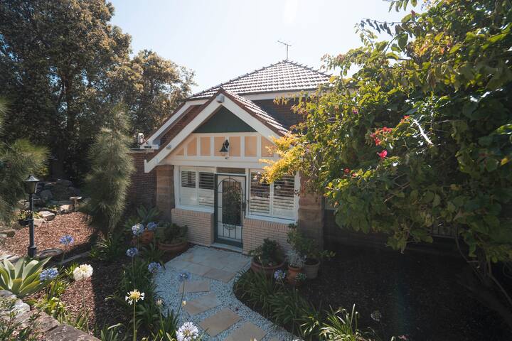 Coogee Castaway gallery image 4