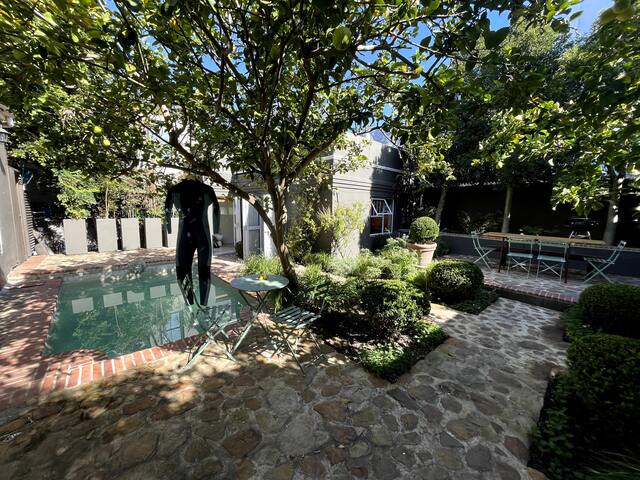 Family friendly holiday home with beautiful Garden gallery image 5