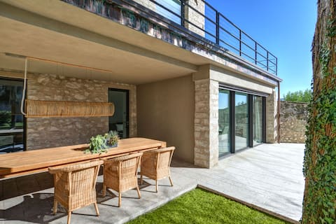 5 Terraces Arcady Apartment