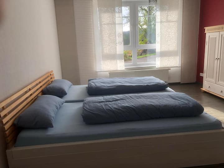 غرفة النوم 1