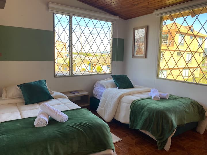 أسرّة فردية/أسرّة فردية