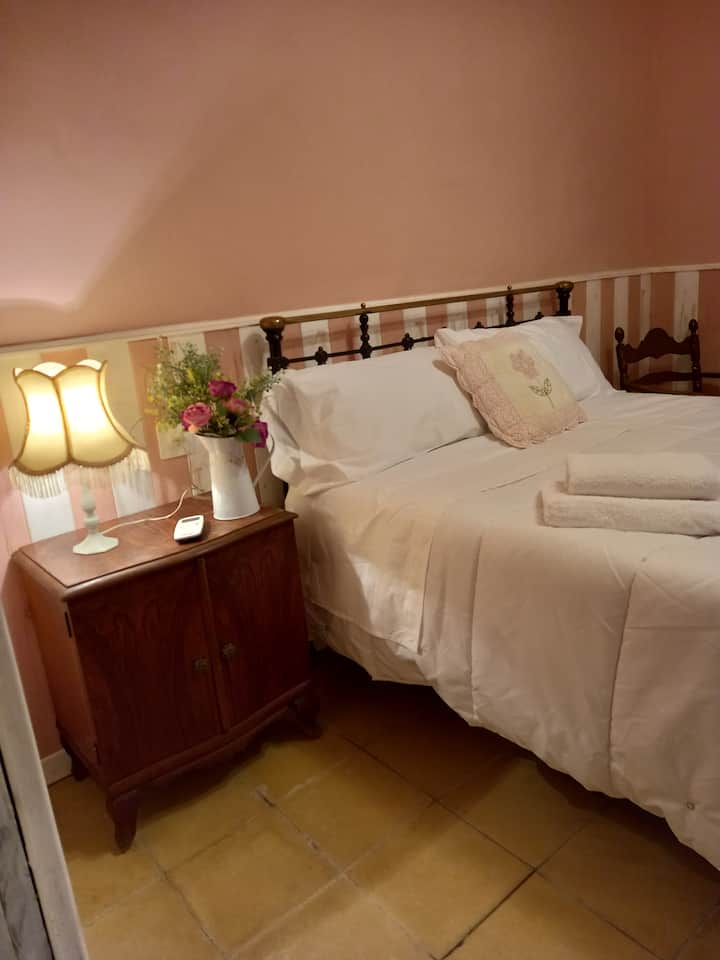 საძინებელი 4