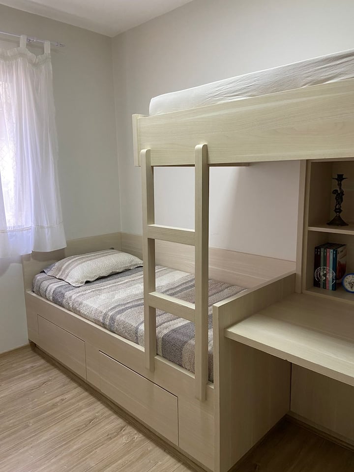 Spavaća soba 1
