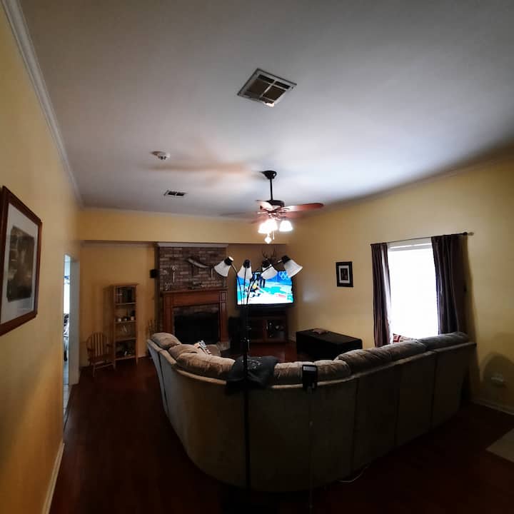 Great Location Off Hwy 311. Near Civic Center! - Houma, LA