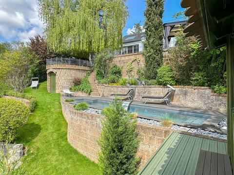 Modern detached house with pool near Stuttgart