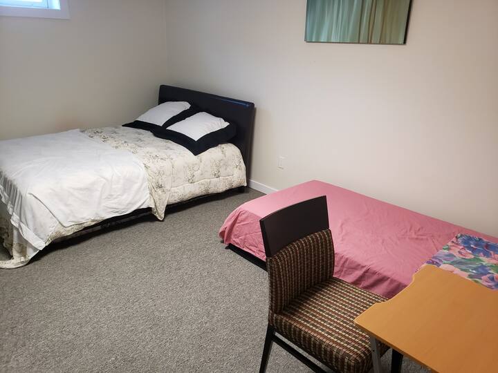 Royal Suites Classic 5 Houses for Rent in Regina, Saskatchewan