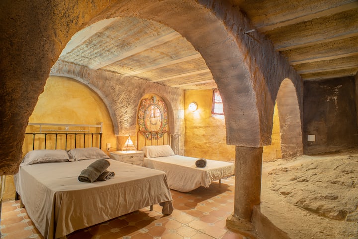 საძინებელი 1