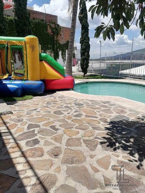 Country house with pool