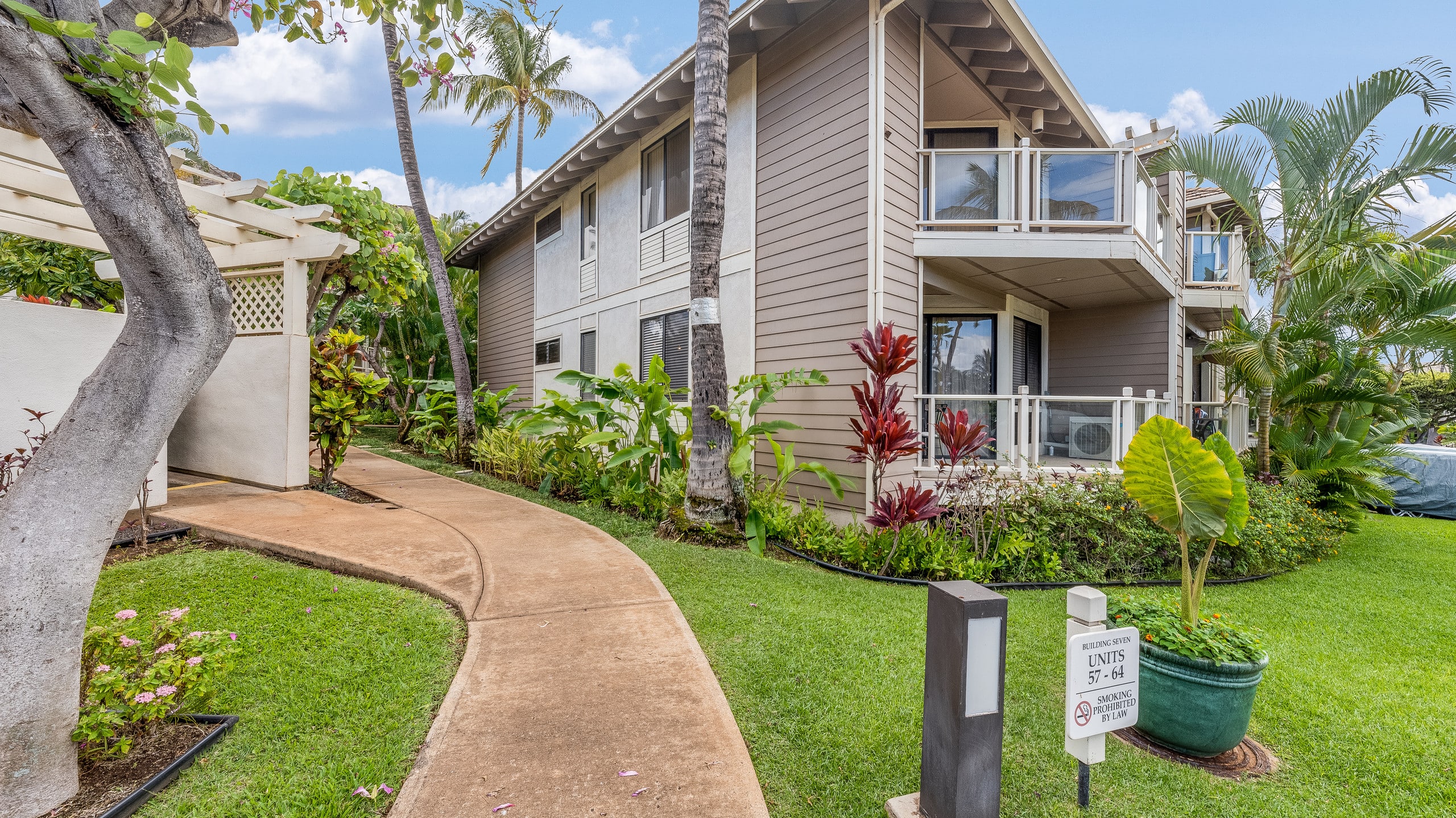 Condo in Wailea · ★4.92 · 1 bedroom · 2 beds · 2 baths - Image 23