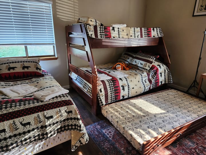 Საძინებელი 1
საწოლი