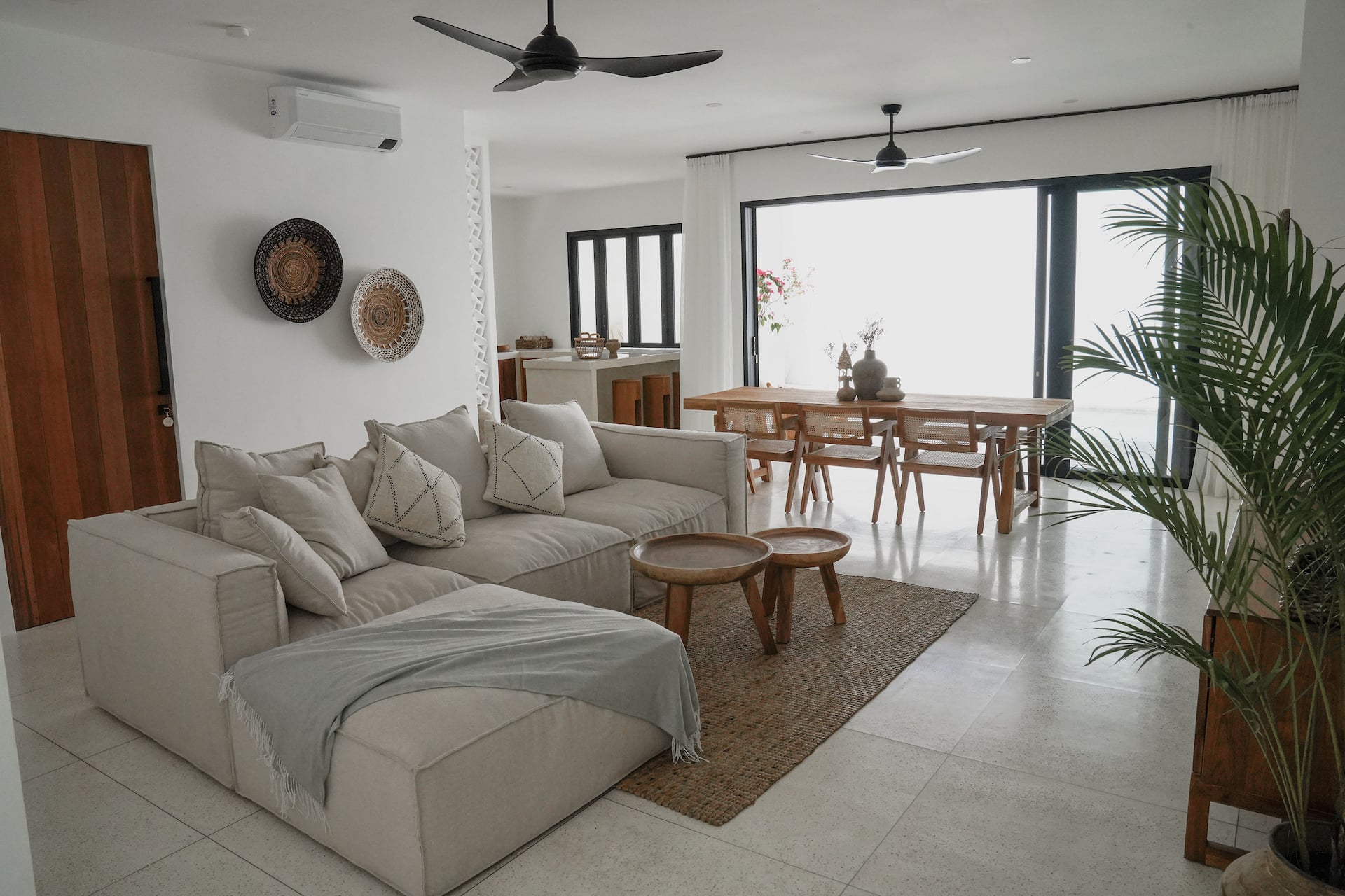 Sleek Designer Retreat 4 Bedroom Private Villa in Canggu 3