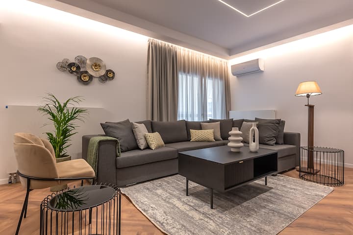 Phaedrus Living: Luxury Penthouse Ploutarchou - Athens