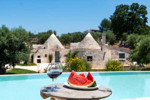 Trullo Ericla Resort luxury trullo with pool