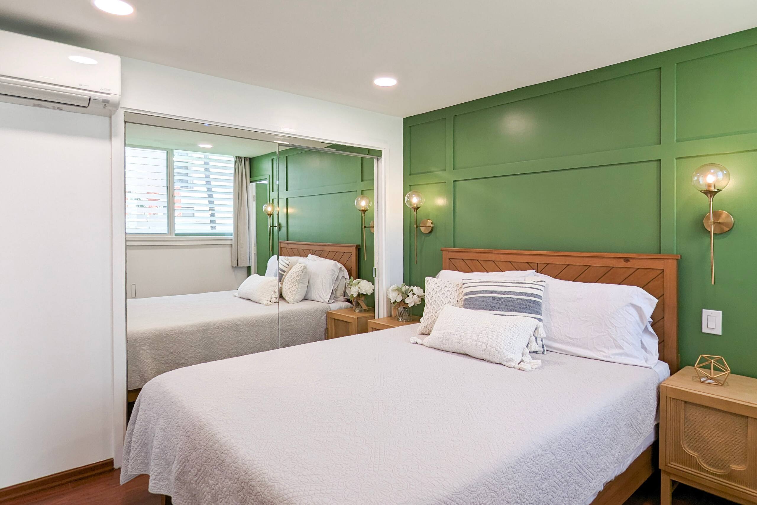 Condo in Honolulu · ★4.93 · 2 bedrooms · 5 beds · 2 private baths - Image 38