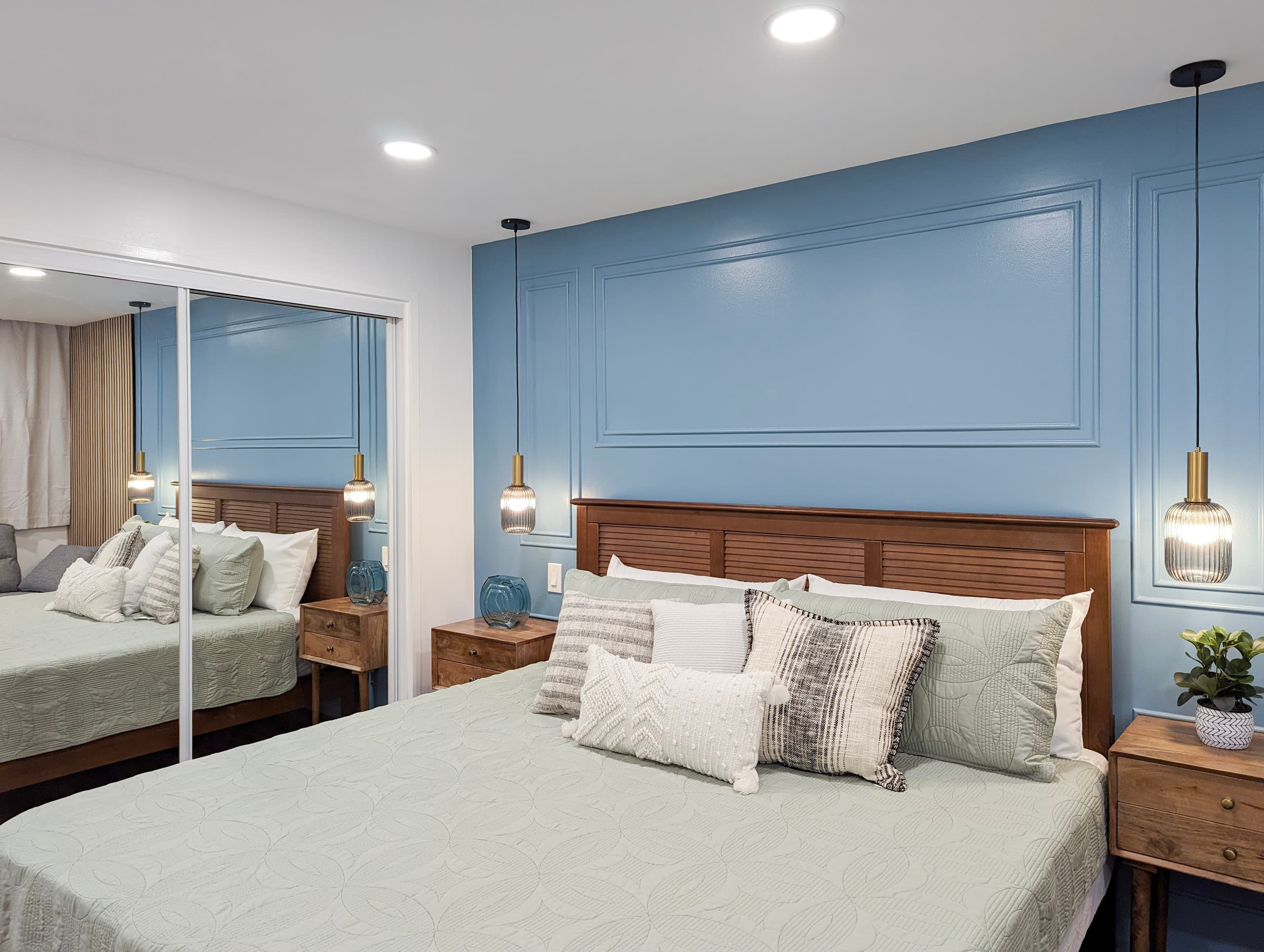 Condo in Honolulu · ★4.93 · 2 bedrooms · 5 beds · 2 private baths - Image 21