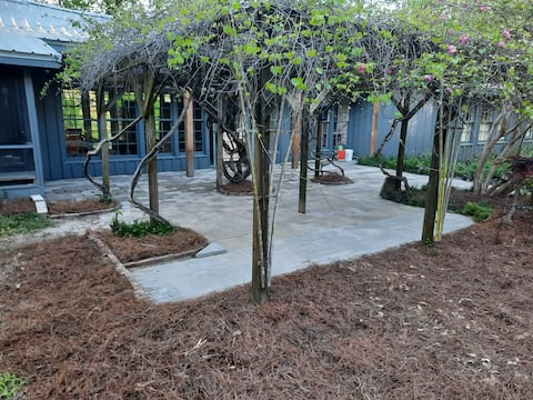 The Durr house at Pea Level