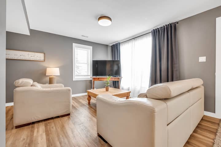 Cozy 4 Bedroom Home In Cornwall - Cornwall