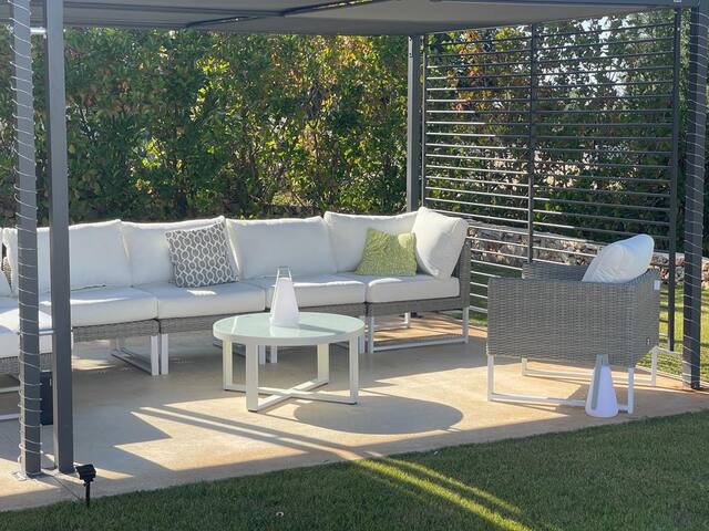 Luxury 4 bed Villa, Pool & Sea View, Carovigno gallery image 5