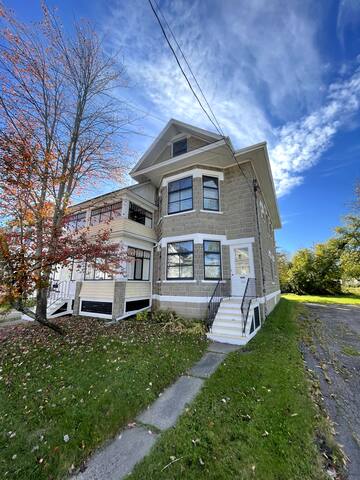 Beautiful Historic Upgrade gallery image 2