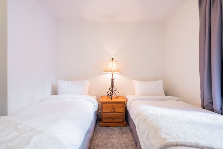 Tercer dormitorio: dos camas individuales