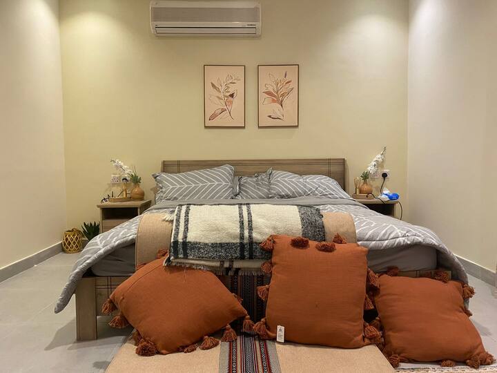 Cozy room in bohemian style apartment Apartments for Rent in Riyadh