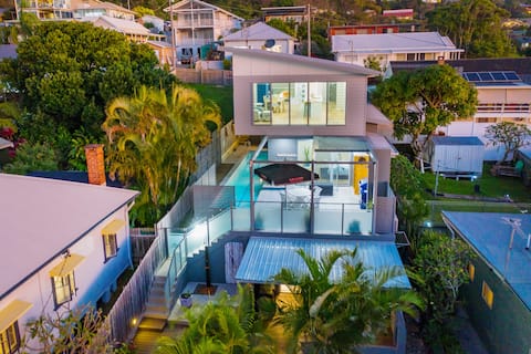 Luxury at its best - house, lap pool & studio!